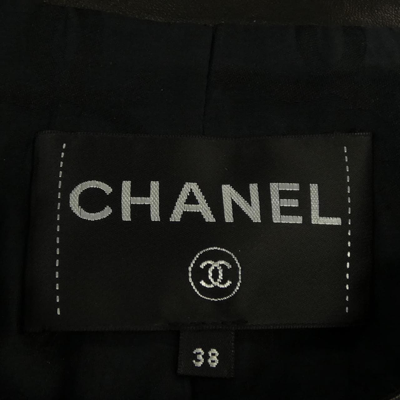 シャネル CHANEL P57938C00280 17C レザージャケット