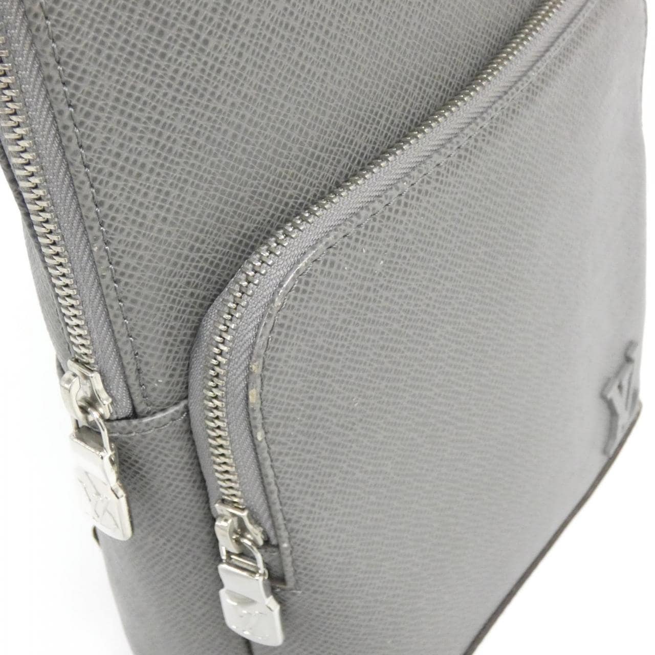 ルイヴィトン タイガ アヴェニュー スリングバッグ M30801 バッグ