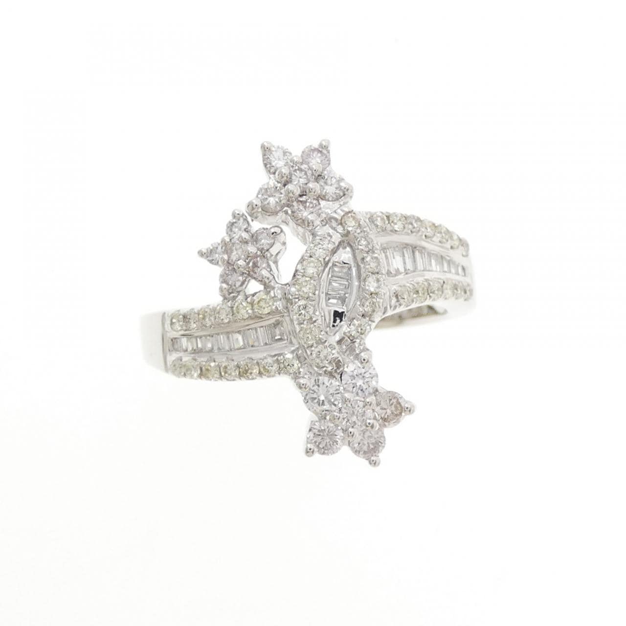 K18WG スター ダイヤモンド リング 0.72CT