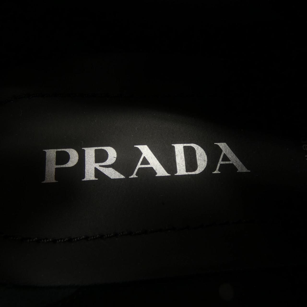 プラダ PRADA モノリス ローファー トライアングルロゴ 1D649M シューズ