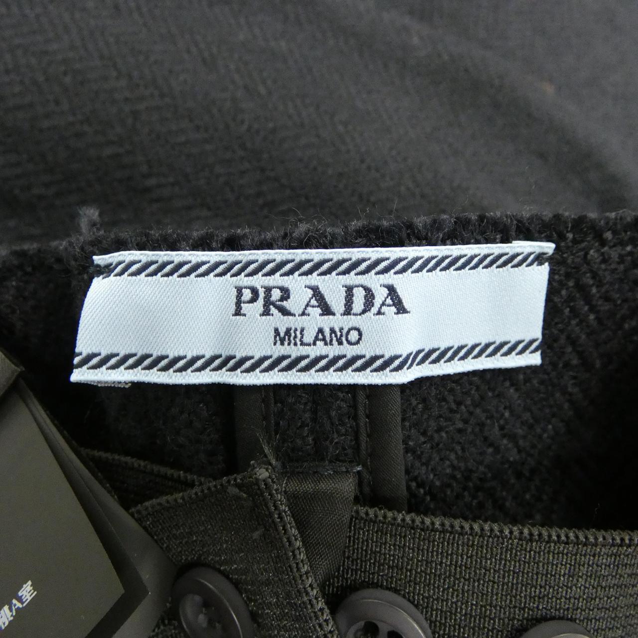 プラダ PRADA P138Z SOOO 18DE スカート