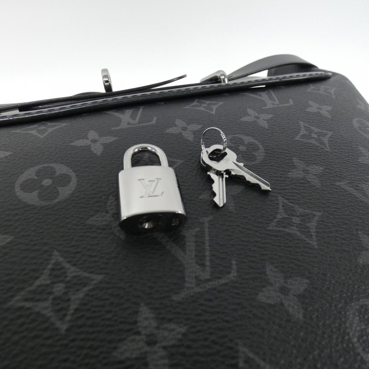 LOUIS VUITTON Monogram Eclipse Steamer 背包 M44052双肩包