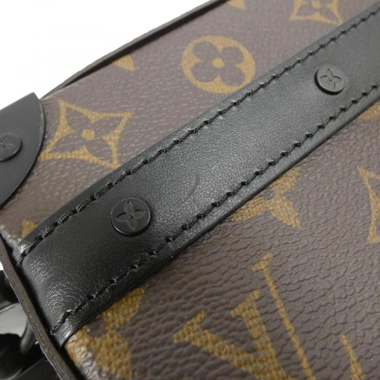 LOUIS VUITTON Monogram Macassar Handle Soft Trunk M45935 单肩包