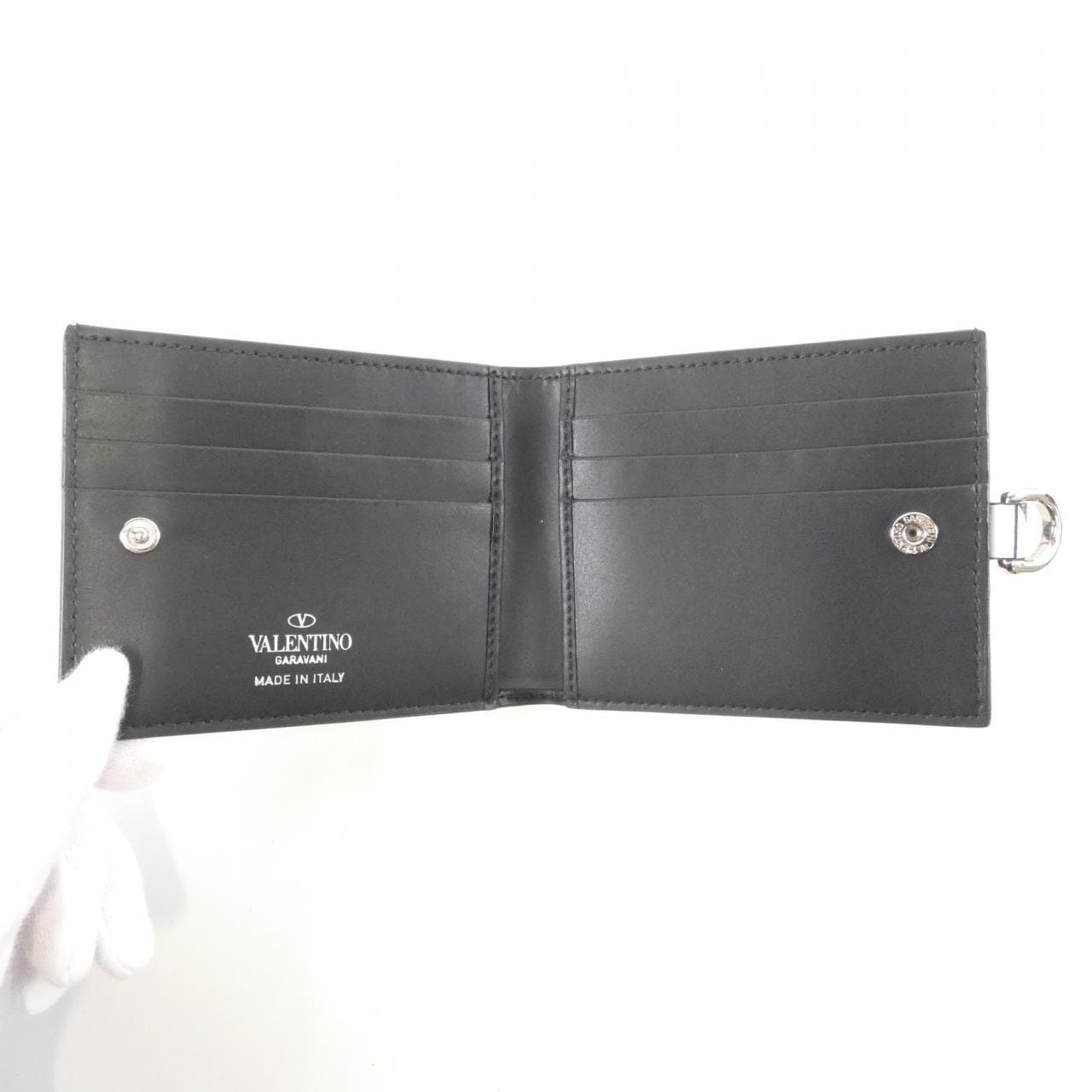 ヴァレンティノガラヴァーニ TY2P0342LVN 財布