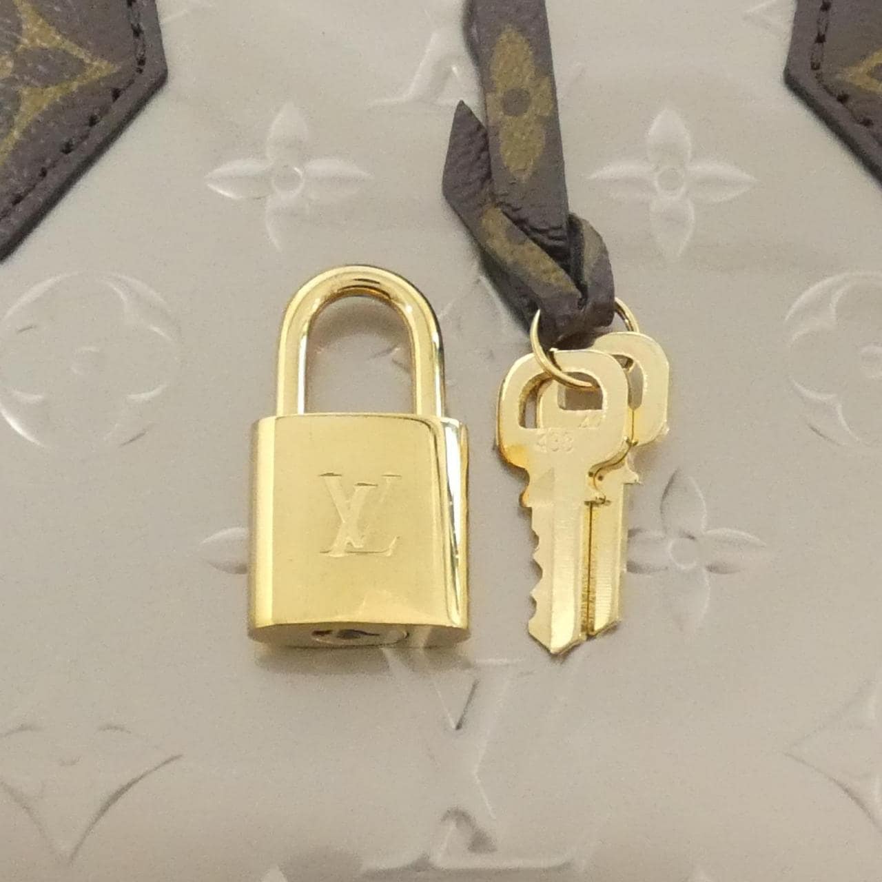 ルイヴィトン ヴェルニ+モノグラム アルマBB M44862 バッグ