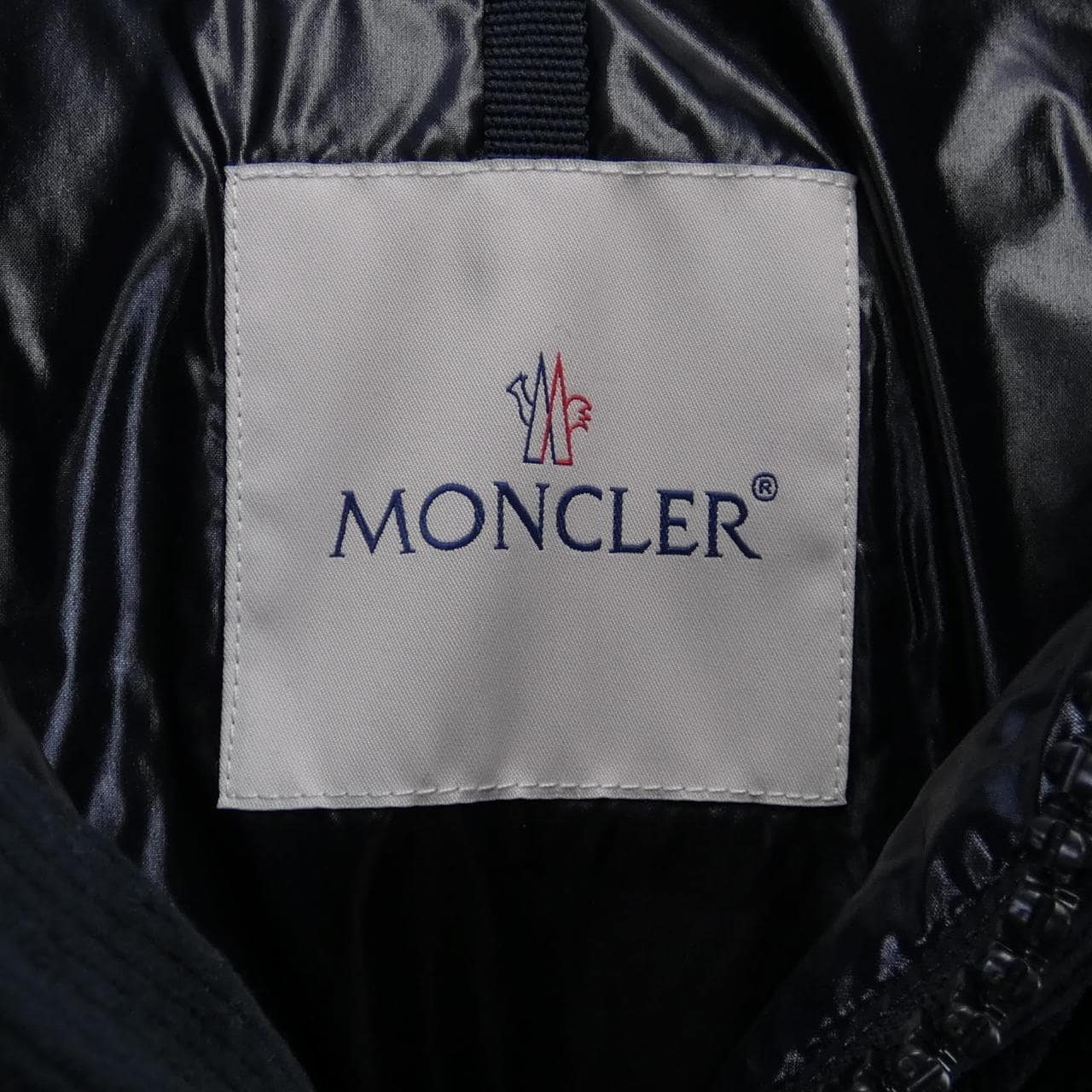 MONCLER蒙克勒羽绒服