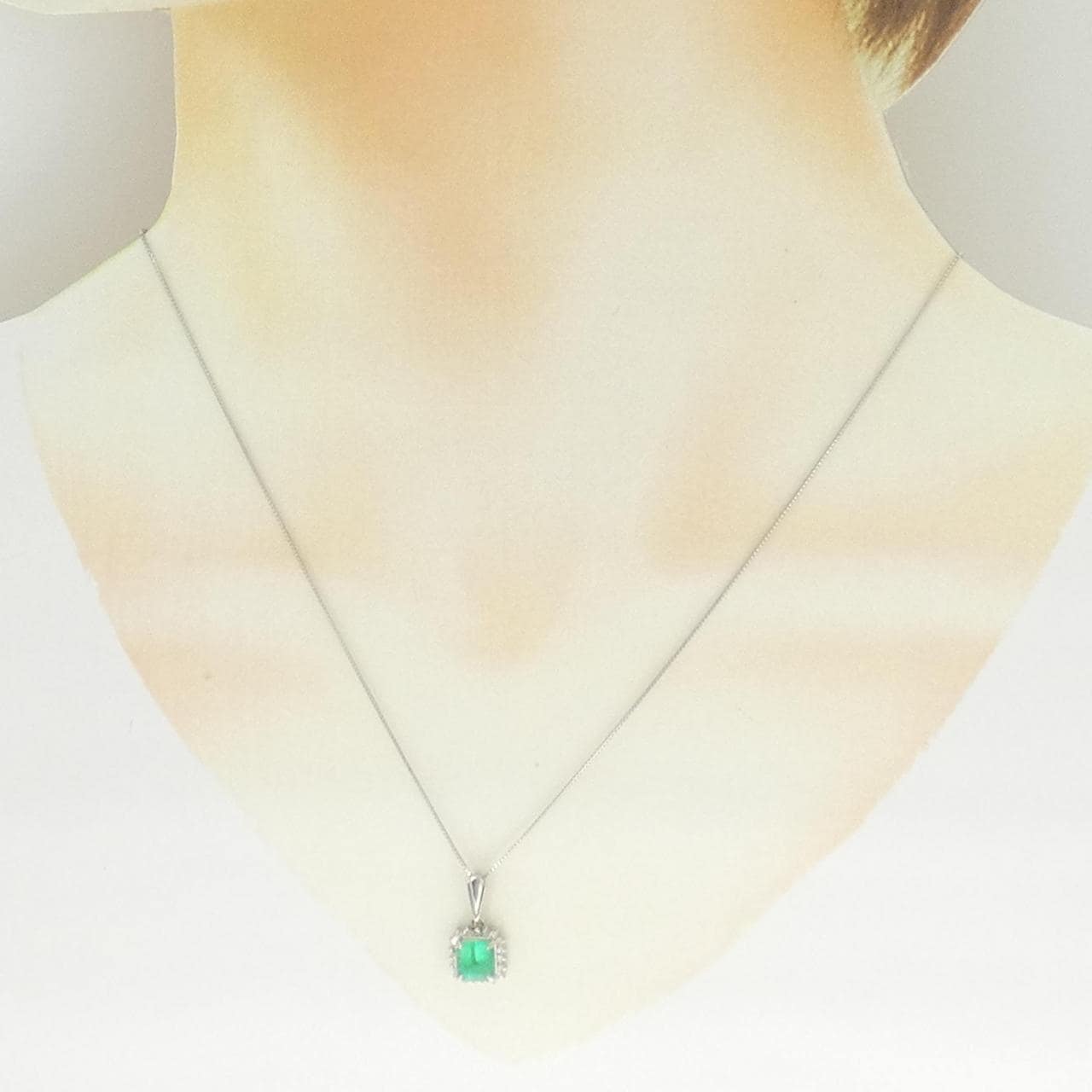 PT900/PT850 エメラルド ネックレス 0.90CT