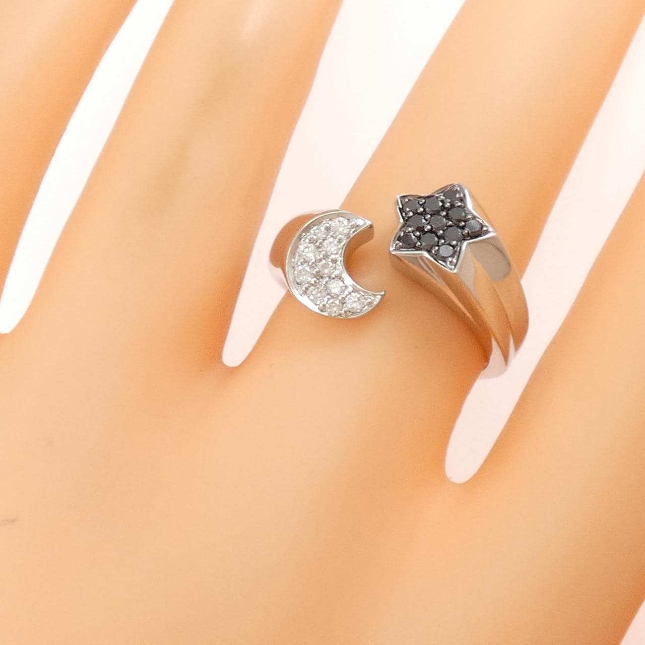 K18WG/K18BG ムーン×スター ダイヤモンド リング 0.20CT