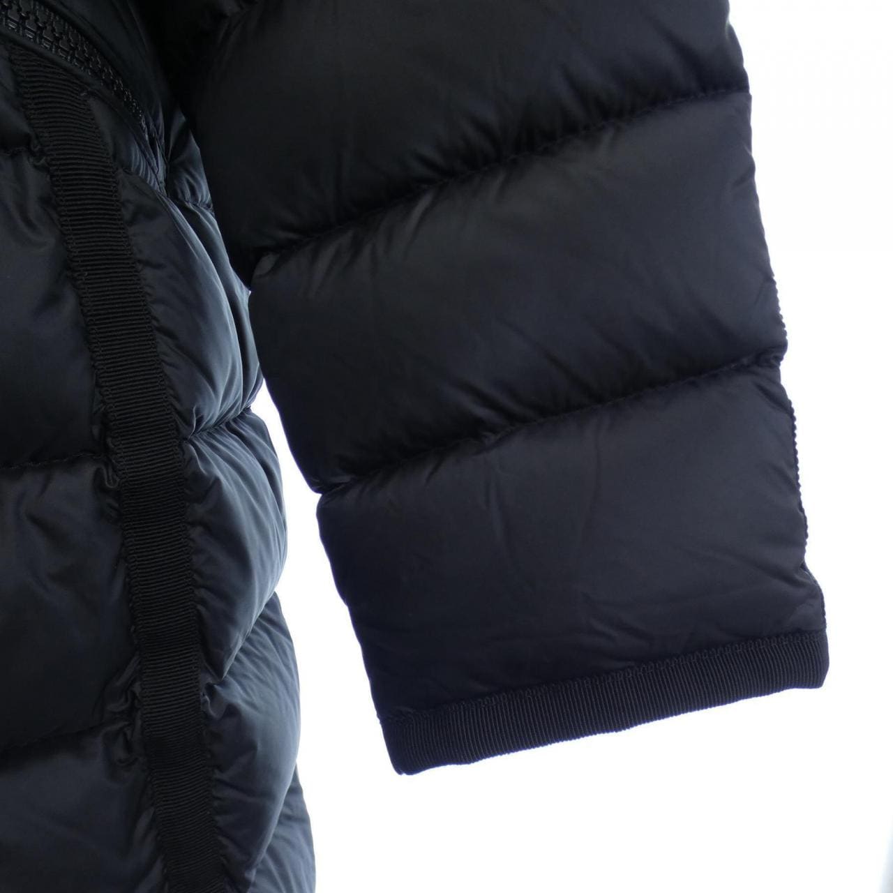 モンクレール MONCLER ダウンコート