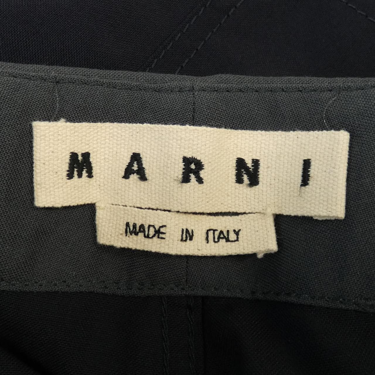 マルニ MARNI PUMU0042Q0 パンツ