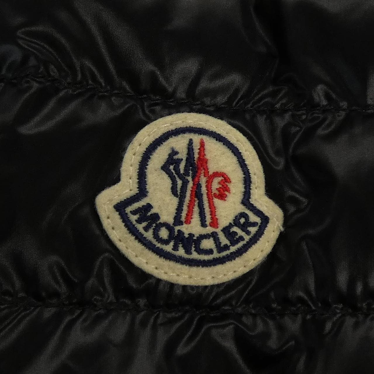 モンクレール MONCLER BARNEVILLE ダウンジャケット