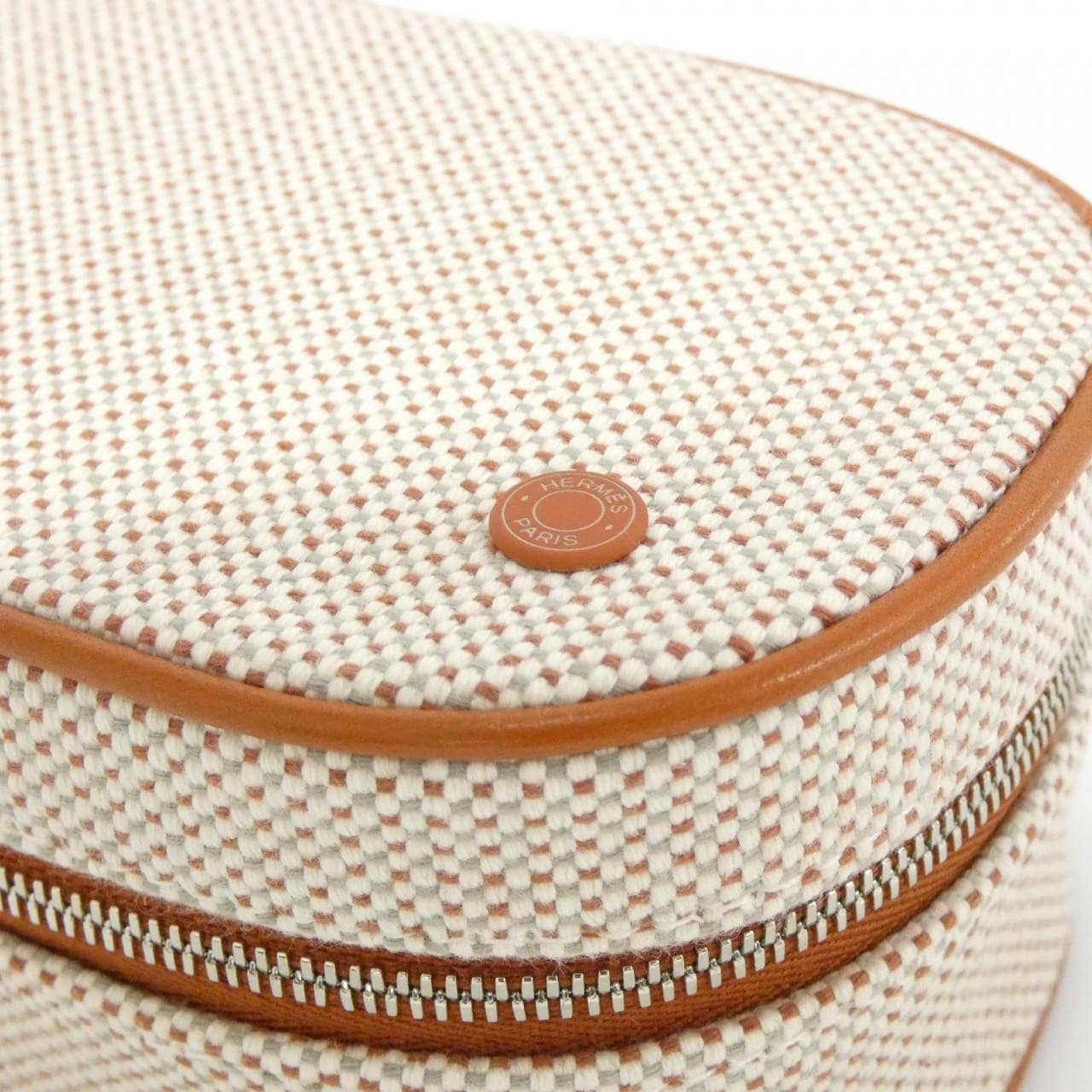 エルメス エスカル 103606M ポーチ