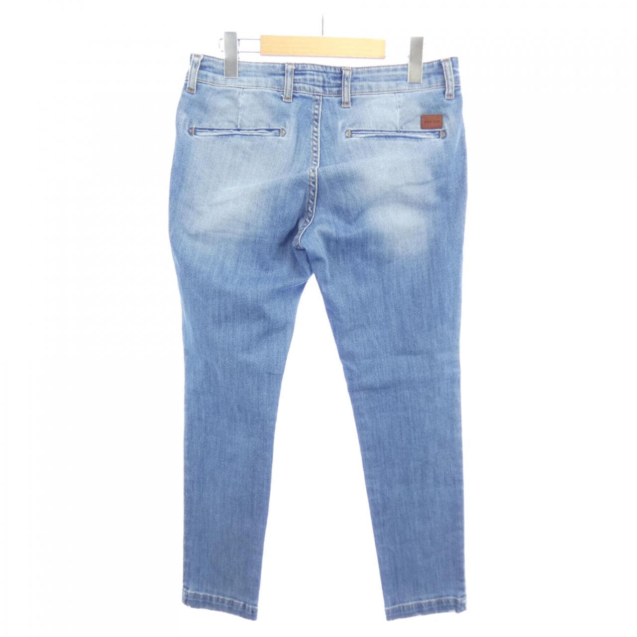 アントレアミ ENTRE AMIS ジーンズ