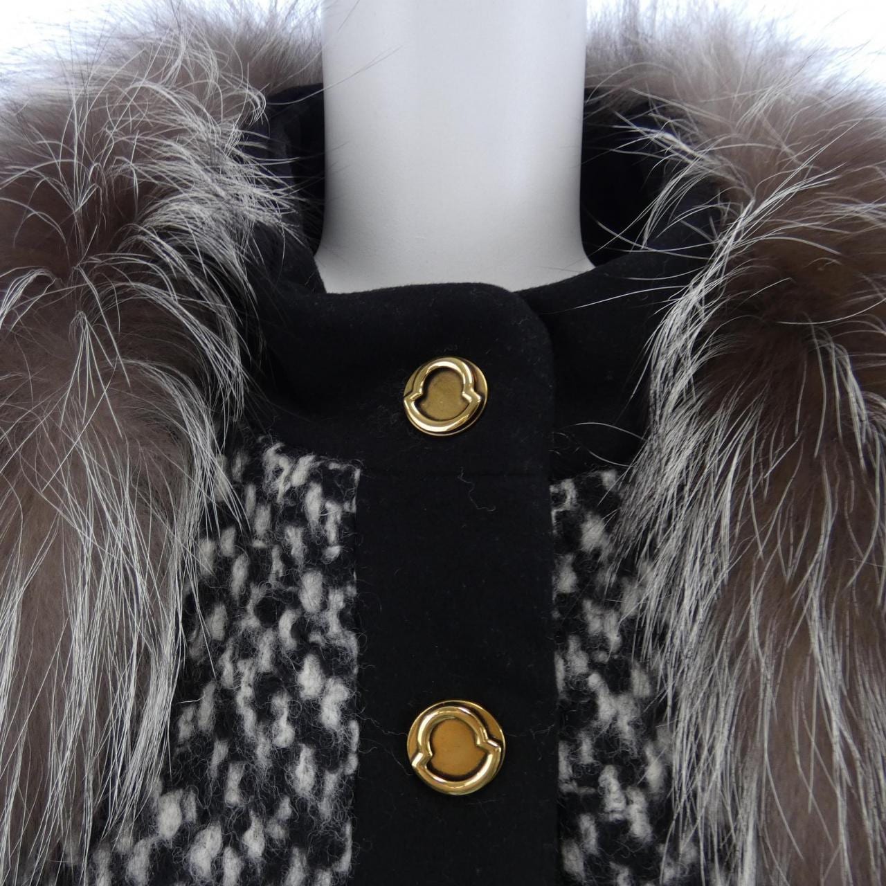 モンクレール MONCLER ダウンジャケット