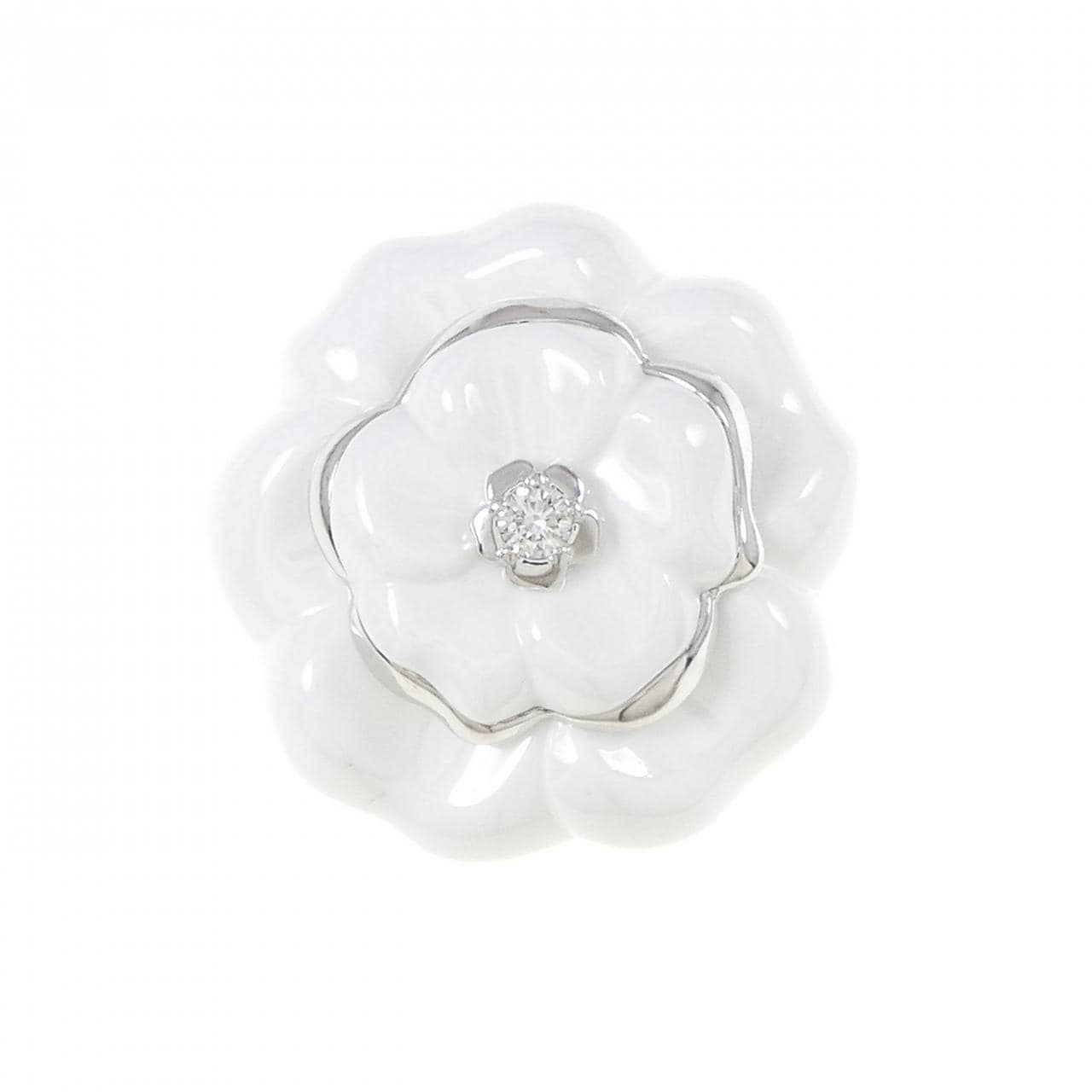 CHANEL camelia large ring
