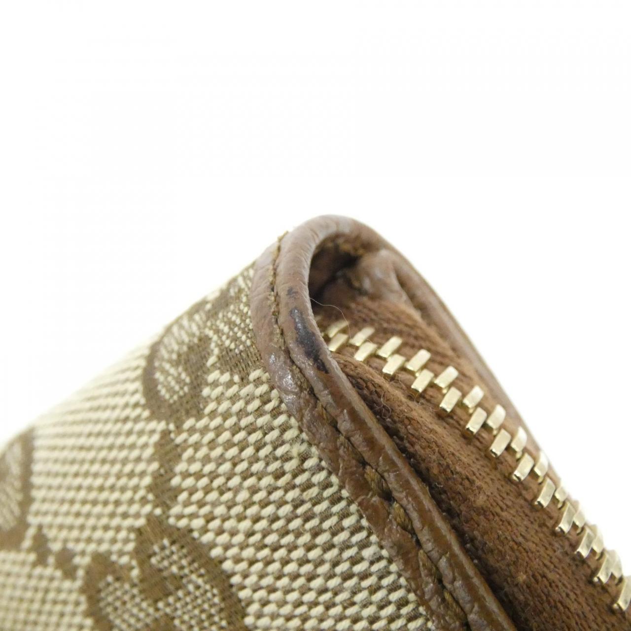 グッチ 346056 KY9LG 財布