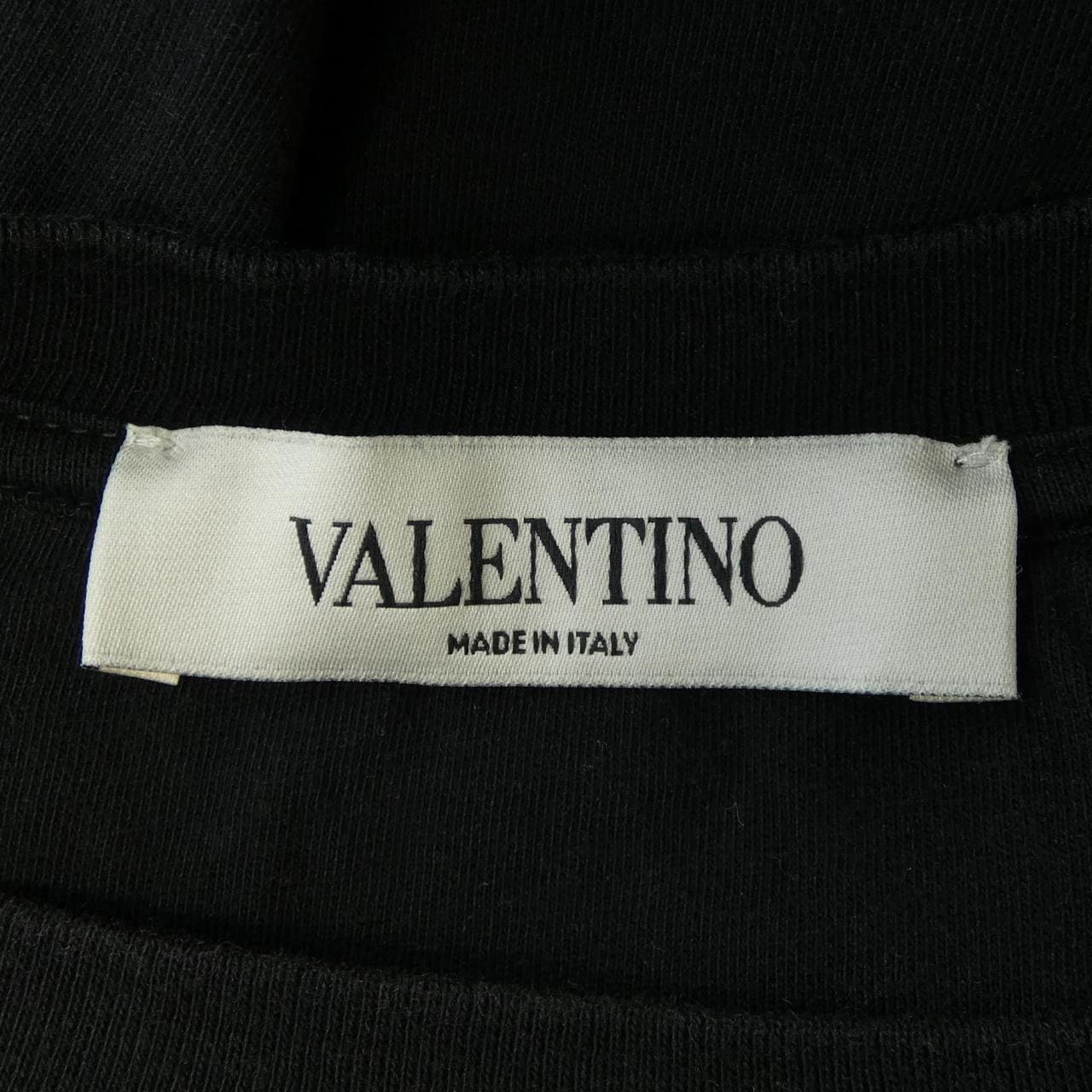 ヴァレンティノ VALENTINO RB3MG003V6 Tシャツ