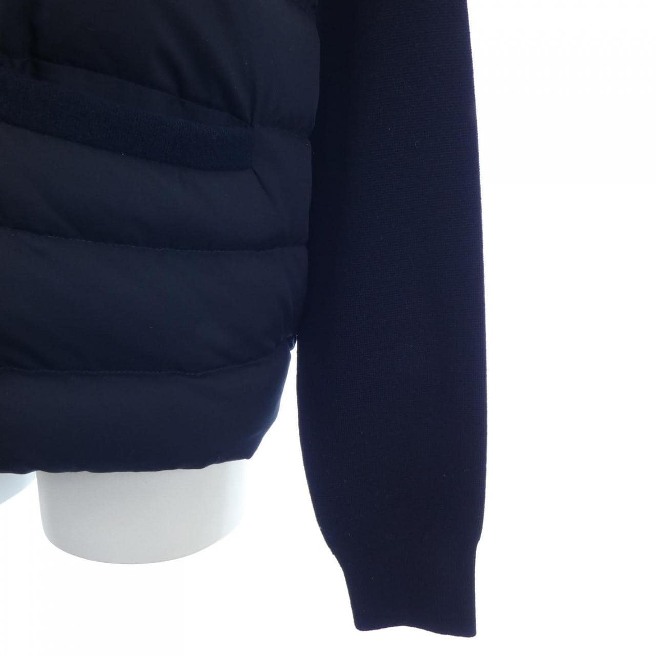 モンクレール MONCLER ダウンジャケット