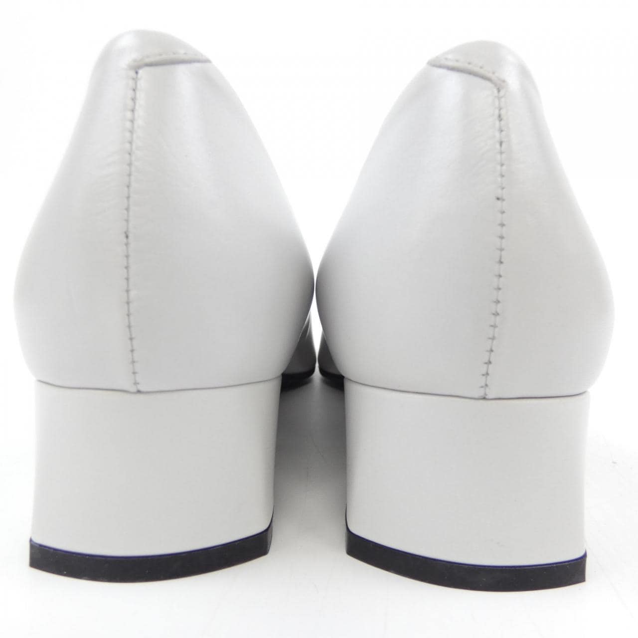 ロジェヴィヴィエ ROGER VIVIER パンプス