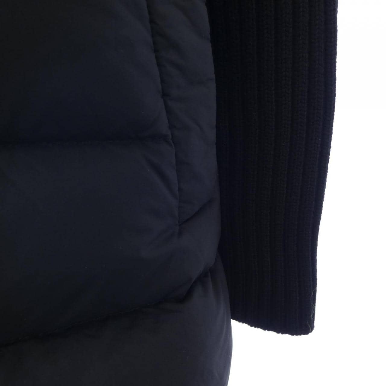 モンクレール MONCLER 20939B00016 ダウンジャケット