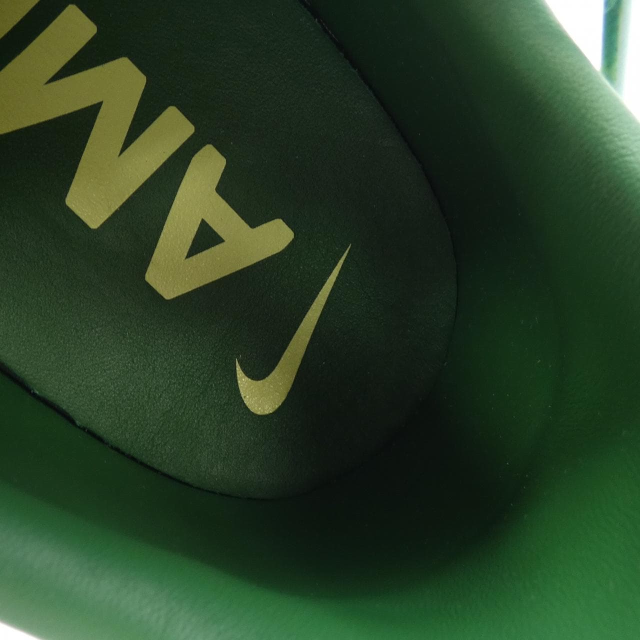 ナイキ AIR FORCE 1 LOW AMBUSH スニーカー