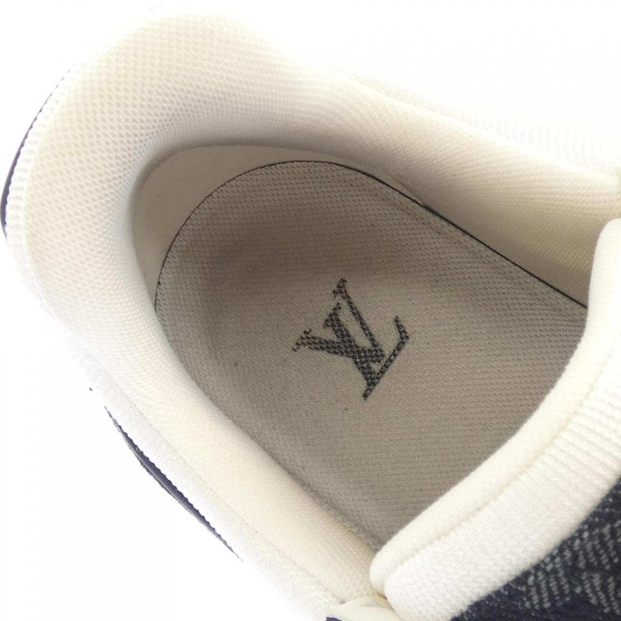 ルイヴィトン LOUIS VUITTON LVトレイナーライン スニーカー
