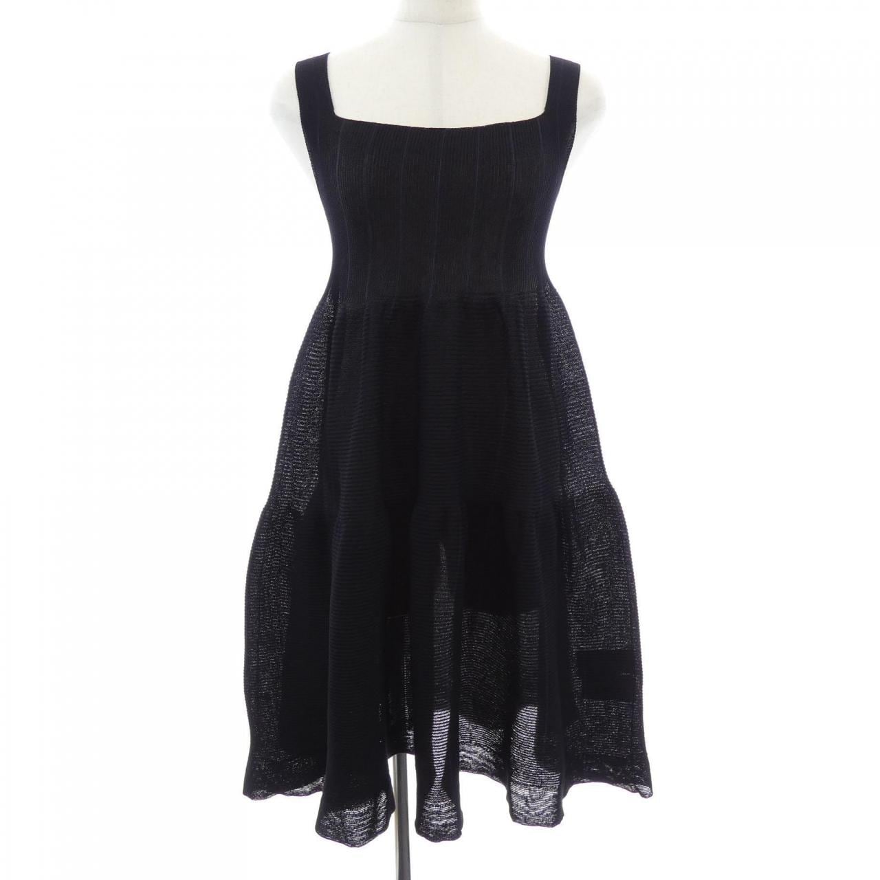 シーエフシーエル CFCL ワンピース