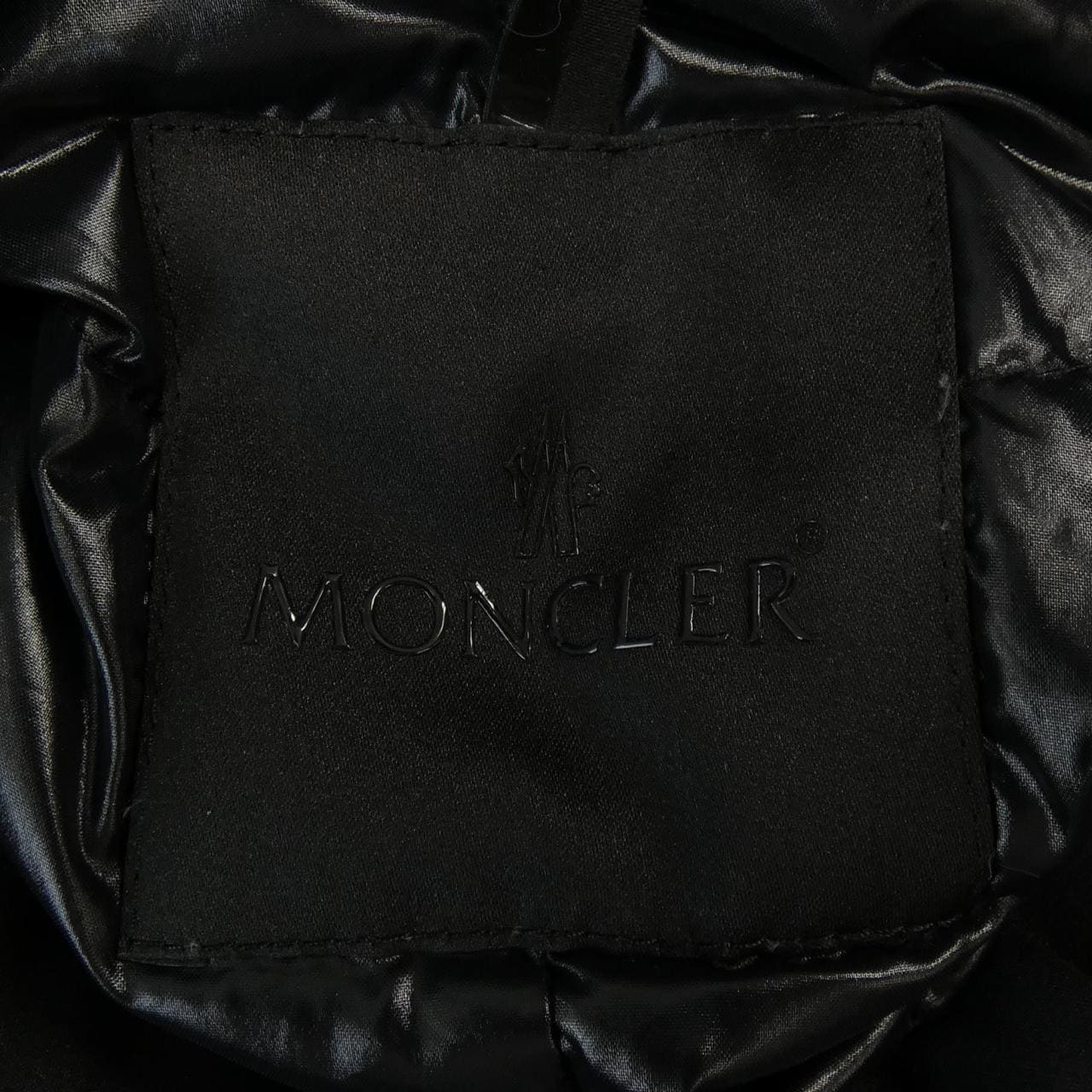 MONCLER蒙克勒羽绒服