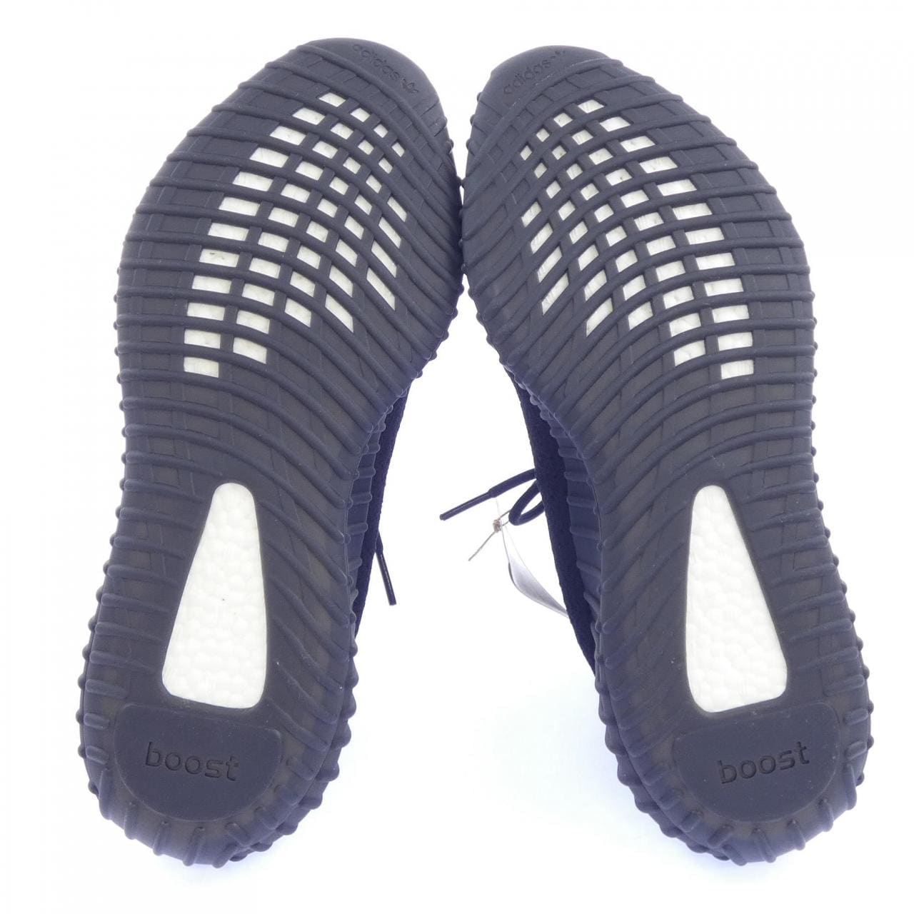 アディダス ADIDAS CP9652 YEEZY スニーカー