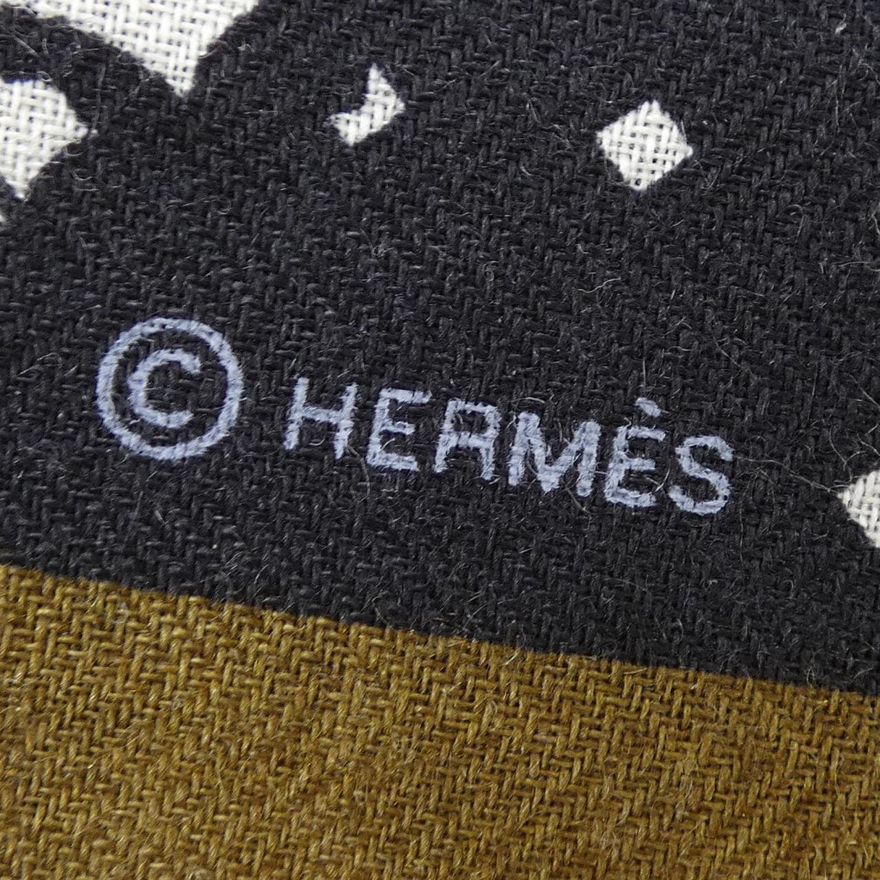 エルメス HERMES HARNAIS DE COUR BANDANA H243935S カレジェアン140 ショール