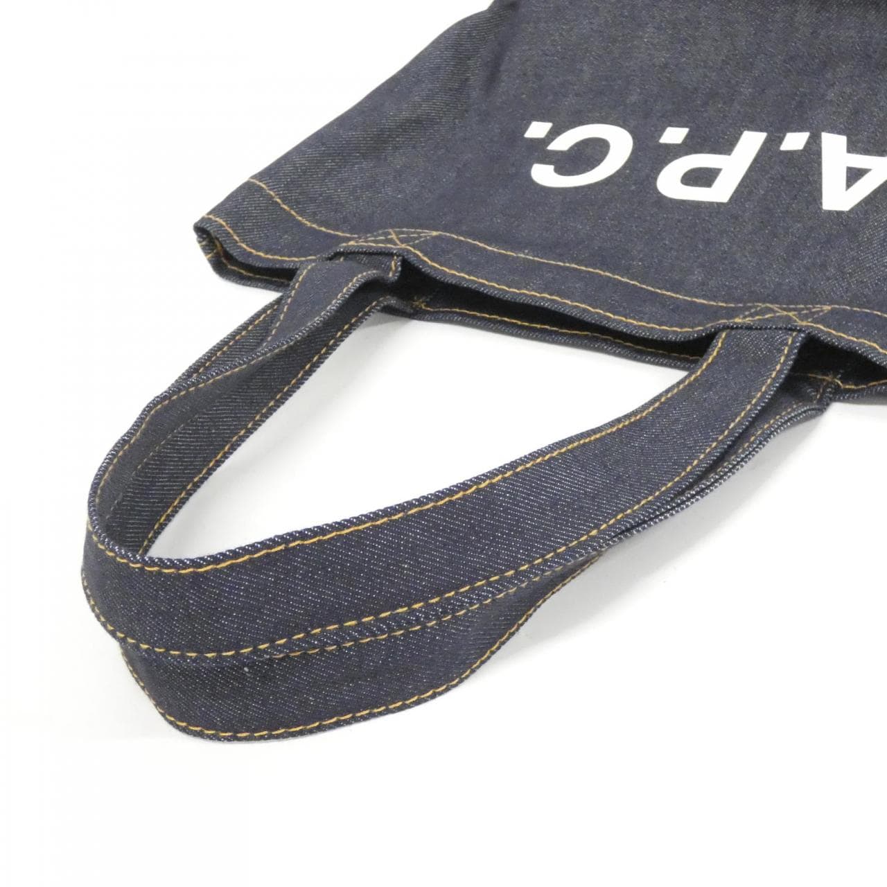 【新品】アーペーセー M61568 バッグ