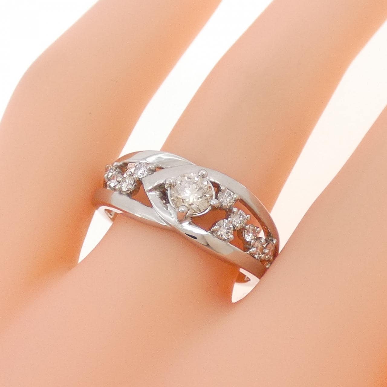 PT900钻石戒指0.30克拉