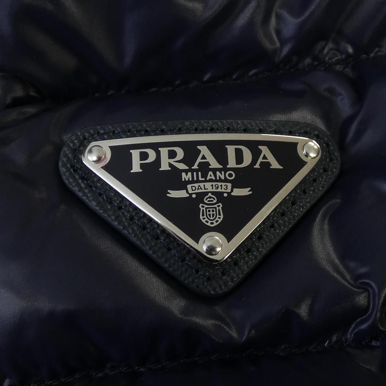 プラダ PRADA トライアングルロゴ 292009 R212 AR0 ダウンジャケット