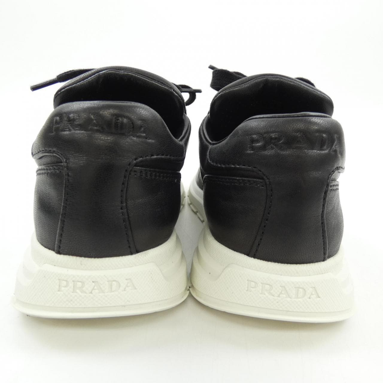 プラダ PRADA スニーカー