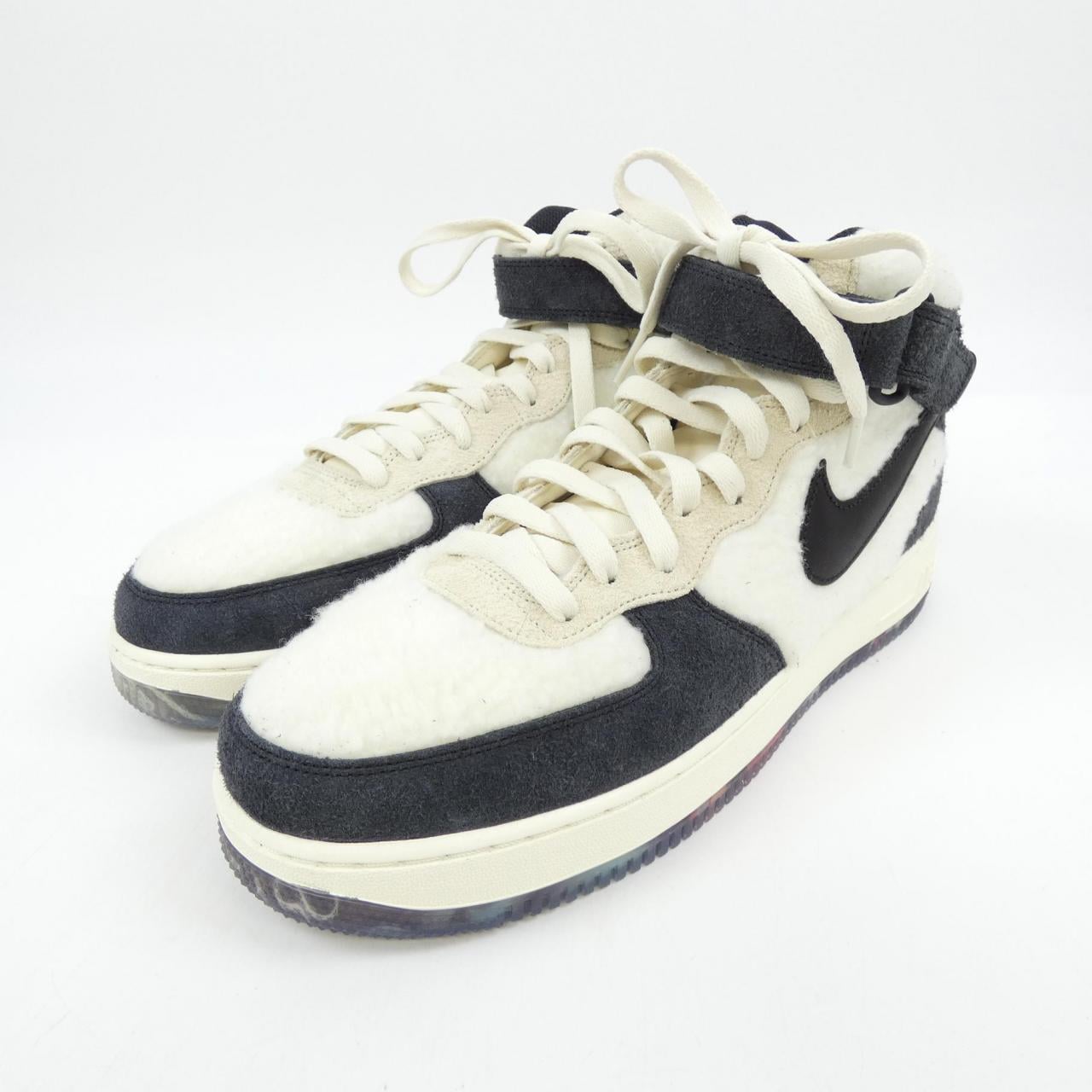 ナイキ NIKE DO2123-113 スニーカー