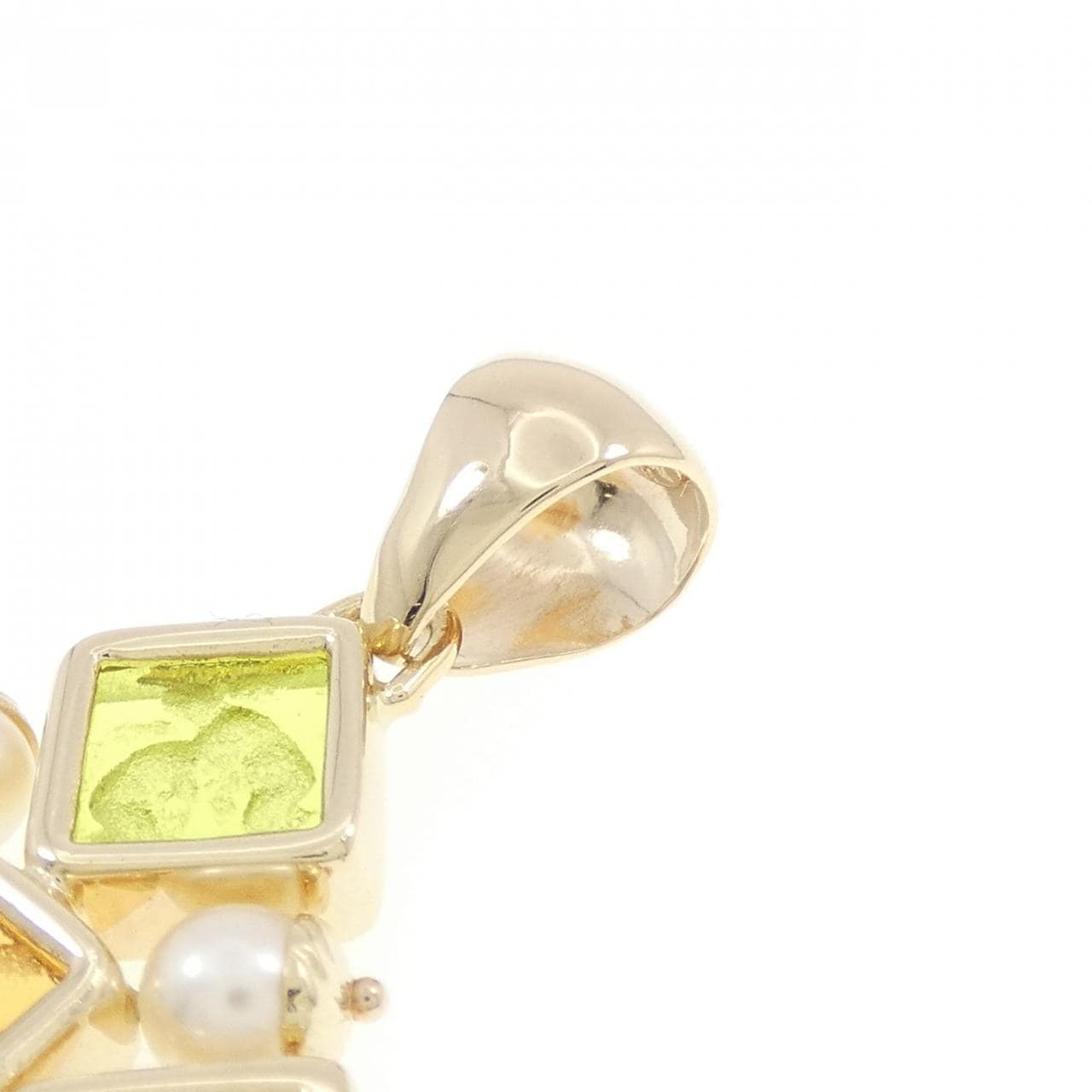 タリアモンテ 淡水パール ペンダント