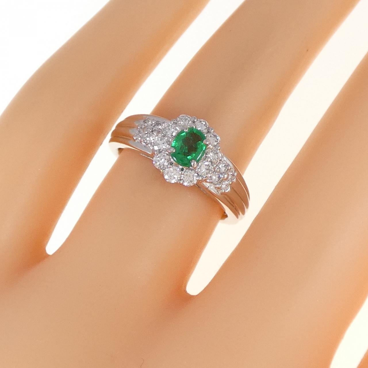 PT900 エメラルド リング 0.29CT