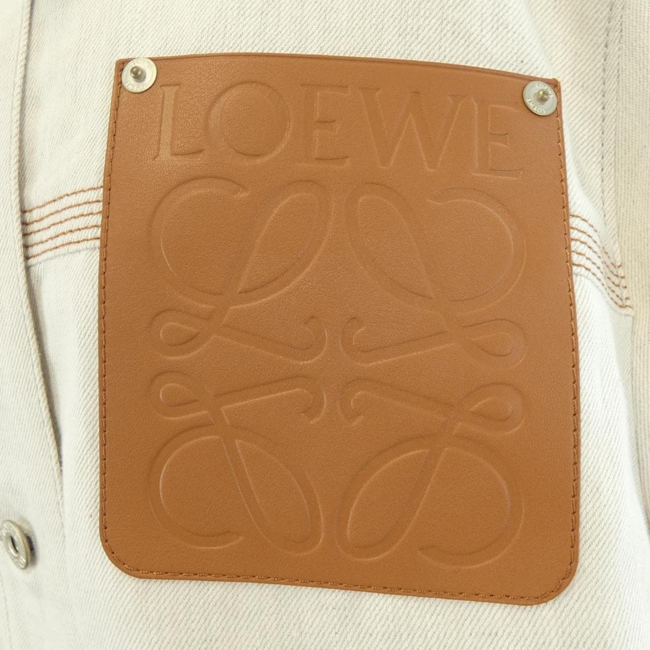 LOEWE外套