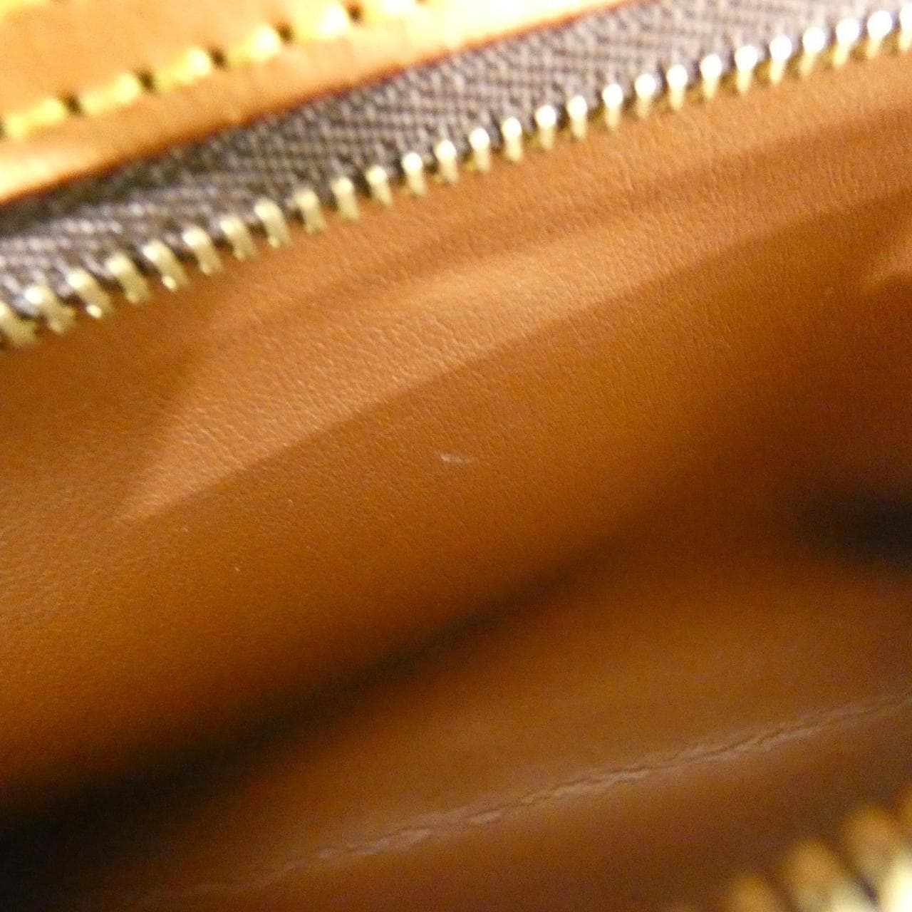 ルイヴィトン モノグラム シテ MM M51182 ショルダーバッグ