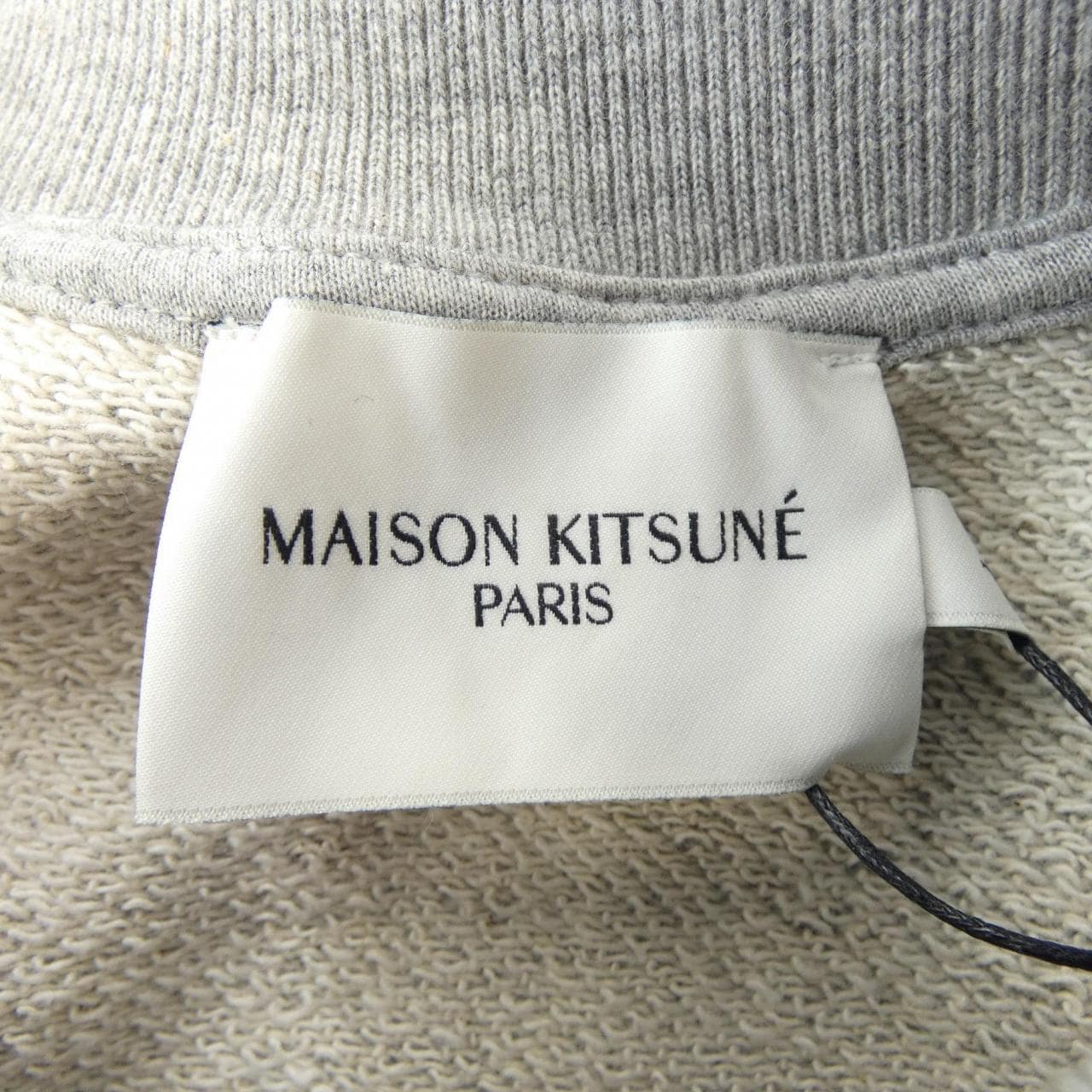 メゾンキツネ MAISON KITSUNE GU00342KM0002 スウェット