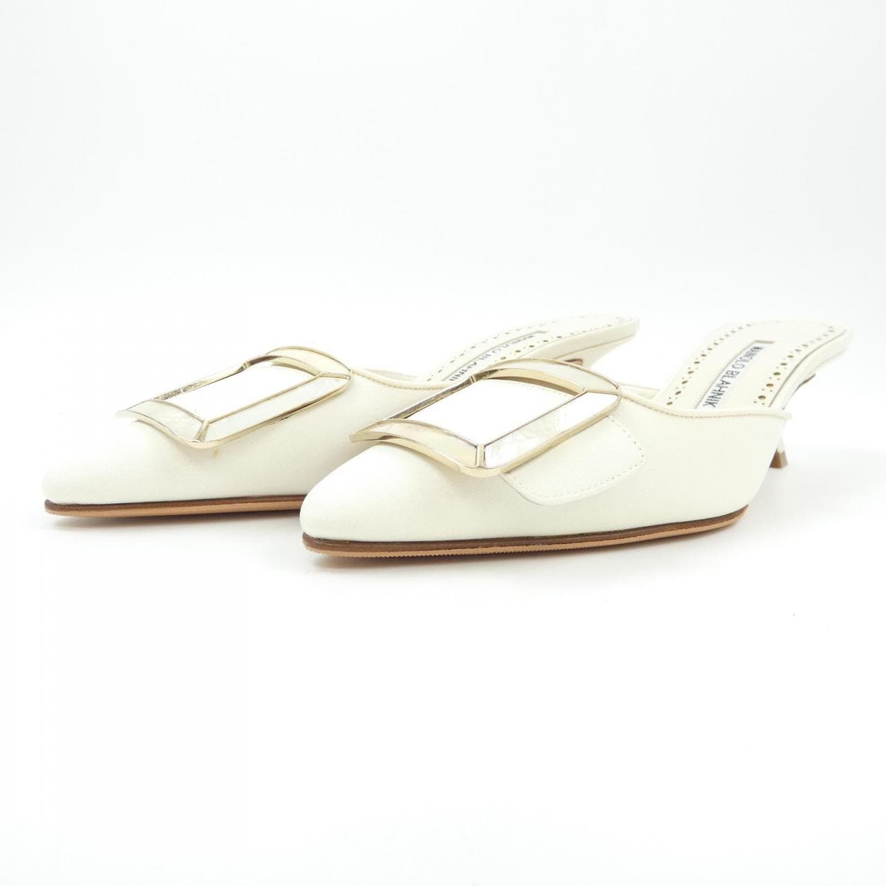マノロブラニク MANOLO BLAHNIK パンプス