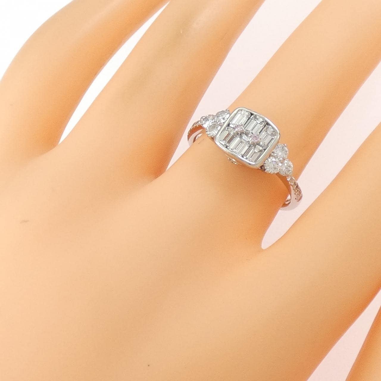PT900 ピンクダイヤモンド リング 0.015CT