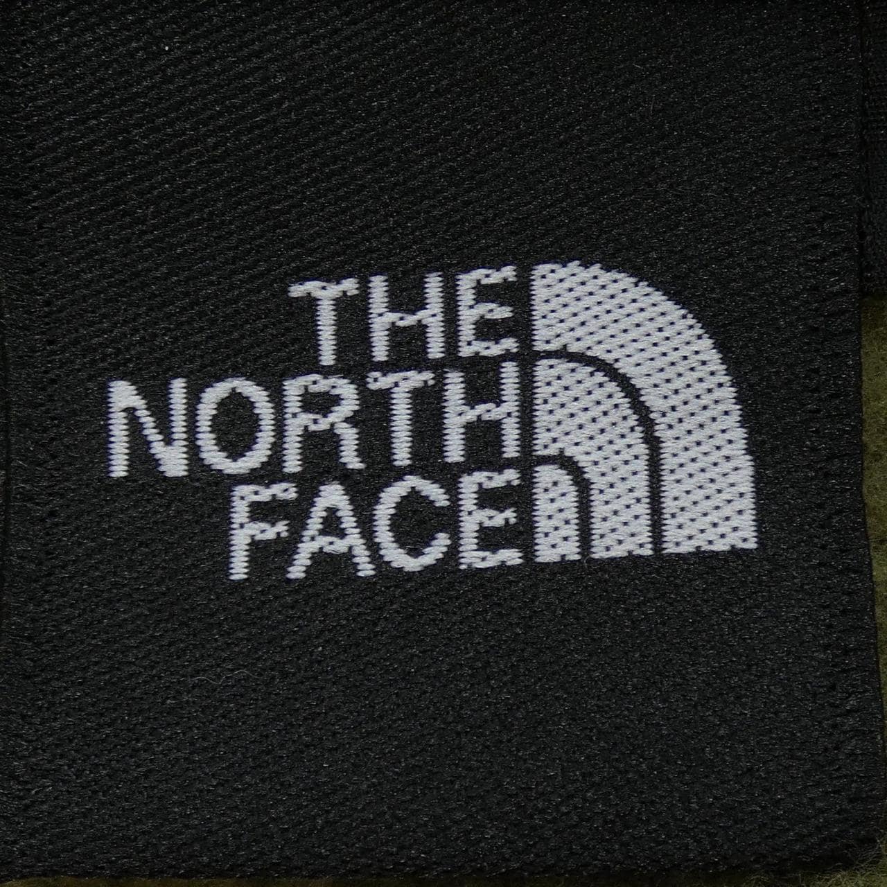 ザノースフェイス THE NORTH FACE NT62131 パーカー