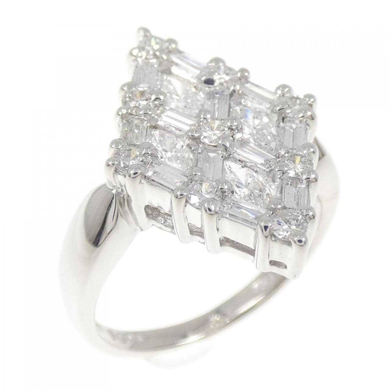 K18WG ダイヤモンド リング 0.95CT