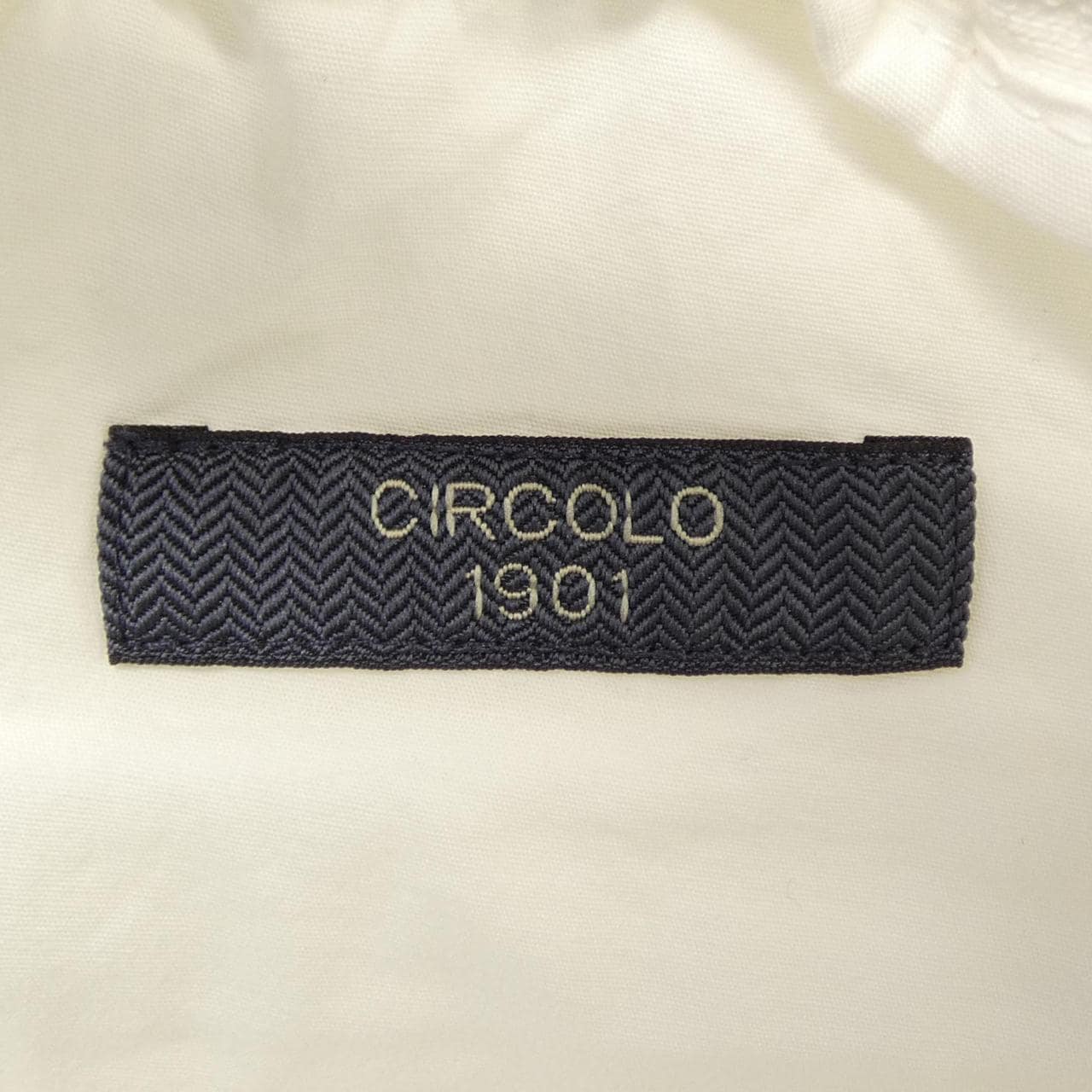 チルコロ 1901 CIRCOLO 1901 ショートパンツ