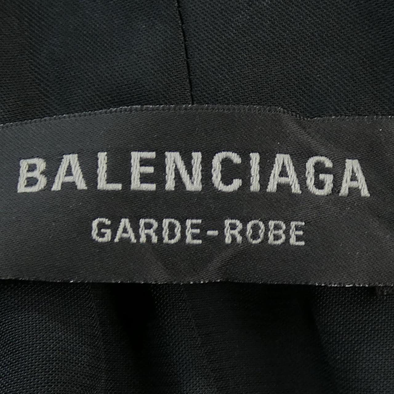 バレンシアガ BALENCIAGA GARDE-ROBE 814139 TKN01 シャツ