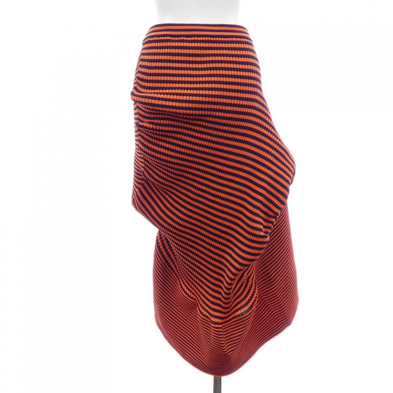イッセイミヤケ ISSEY MIYAKE IM33KG317 スカート