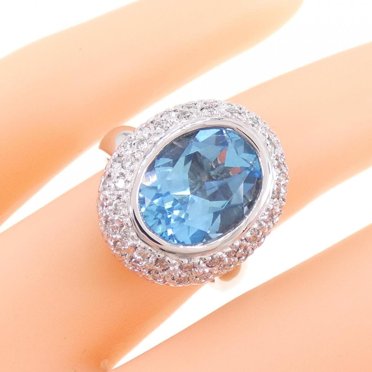 コメ兵｜18KWG ブルートパーズ リング 8.98CT｜ジュエリー｜リング