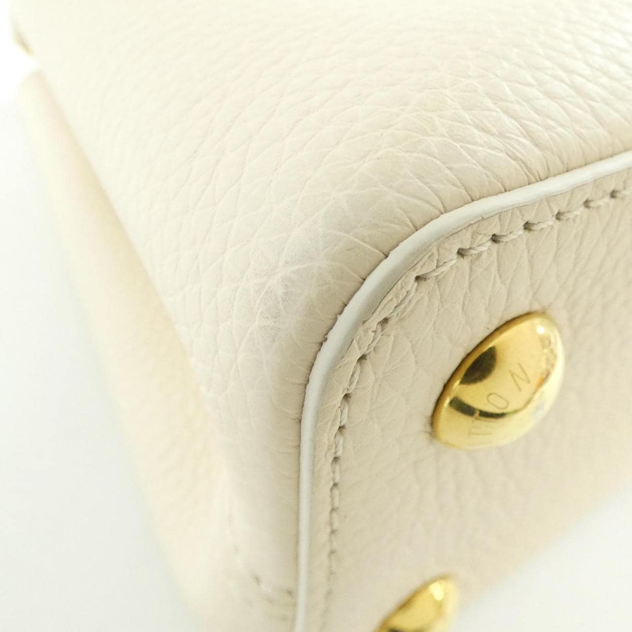 ルイヴィトン カプシーヌBB M21127 バッグ