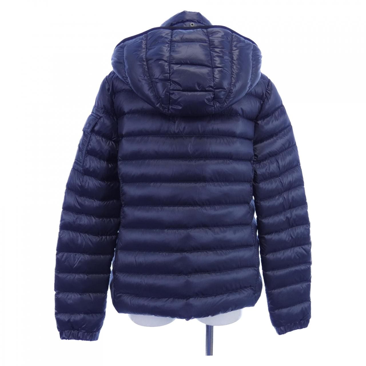 モンクレール MONCLER ダウンジャケット